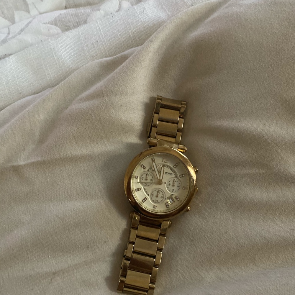 MK watch